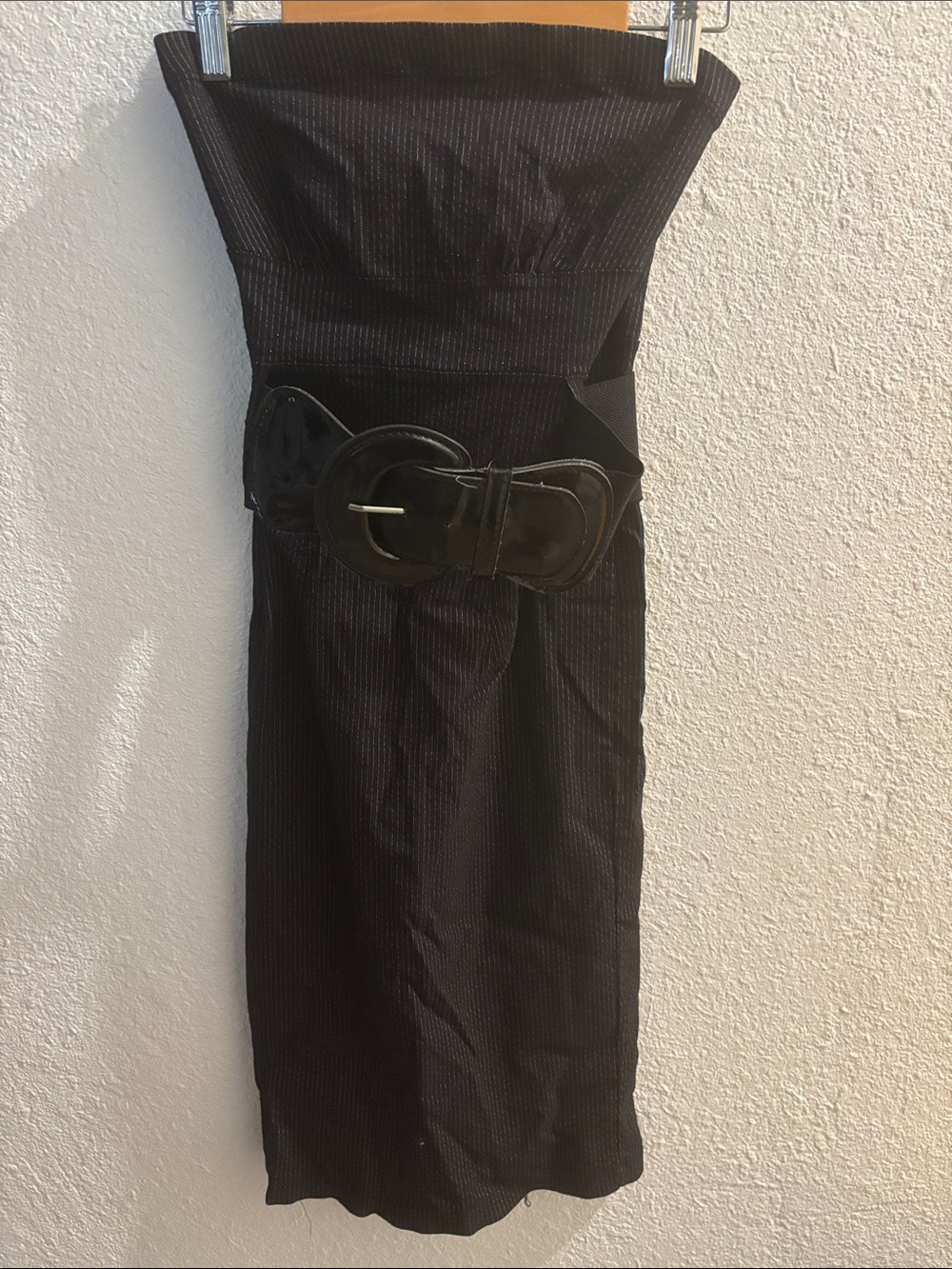 Black Strapless Belted Midi Dress - Picture 1 of 5